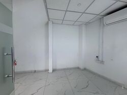 Tagore 8 (D26), Factory #582820651